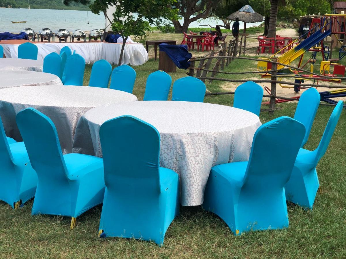 Sea View Beach Resort Lindi Luaran gambar