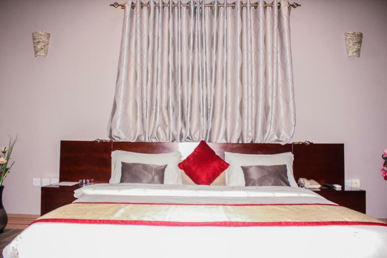 Sea View Beach Resort Lindi Luaran gambar